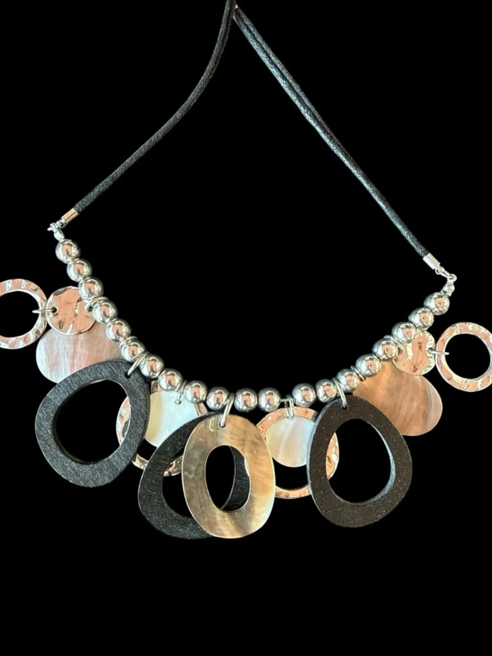 🔥Chico’s Statement Necklace Black Rope Chain Mixed Media Circle Hammered Silver